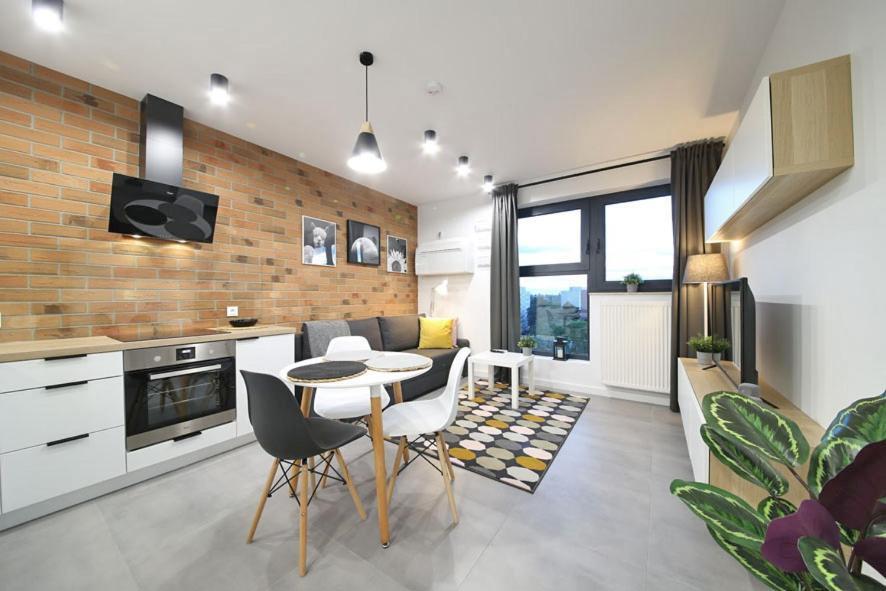 Apartments Wroclaw! Urocze Studio! Экстерьер фото