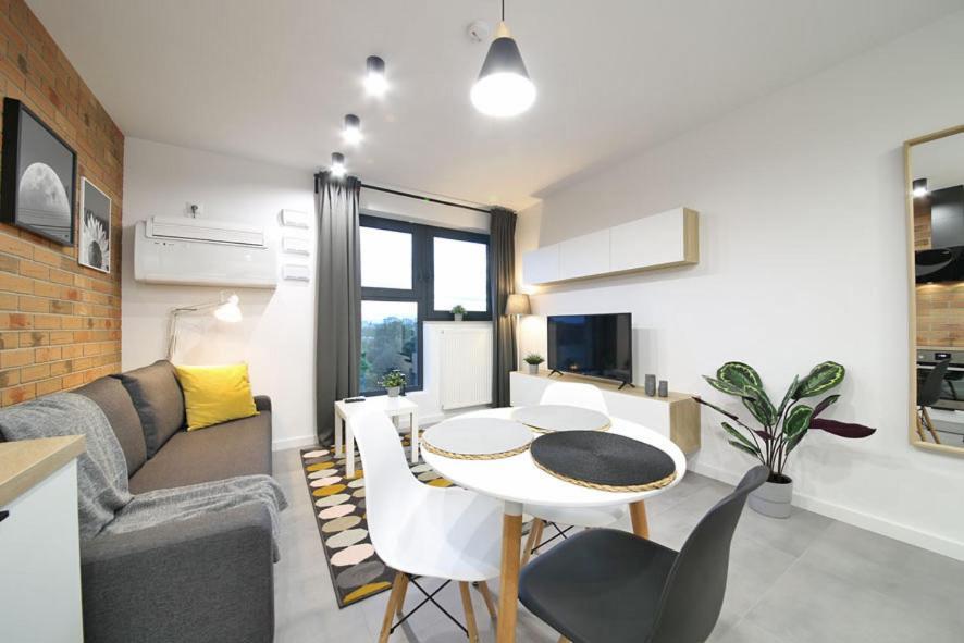 Apartments Wroclaw! Urocze Studio! Экстерьер фото